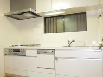 住みながらの工事だったので大変でしたが、希望通りに仕上がったので大満足です。 伏見区