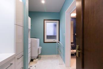 洗面室と浴室をさわやかで快適な使い心地に