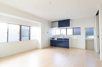 住まいの一角を新たな形へ再構築