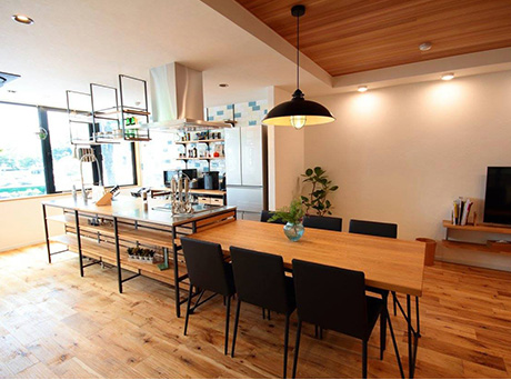 ダイニングスペース